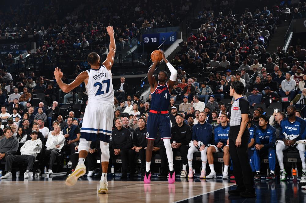 出了一些短 出了一些短